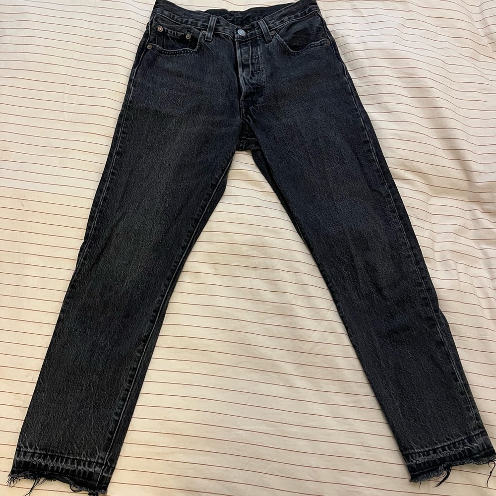 Levi’s faded black jeans